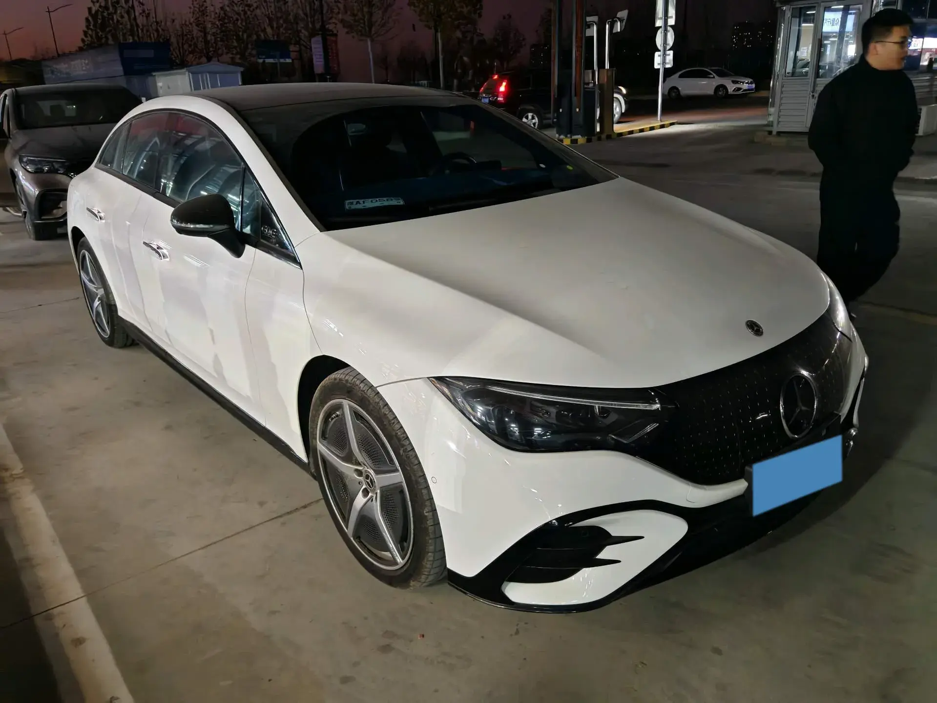 2022 MERCEDES-BENZ EQE thumbnail 3