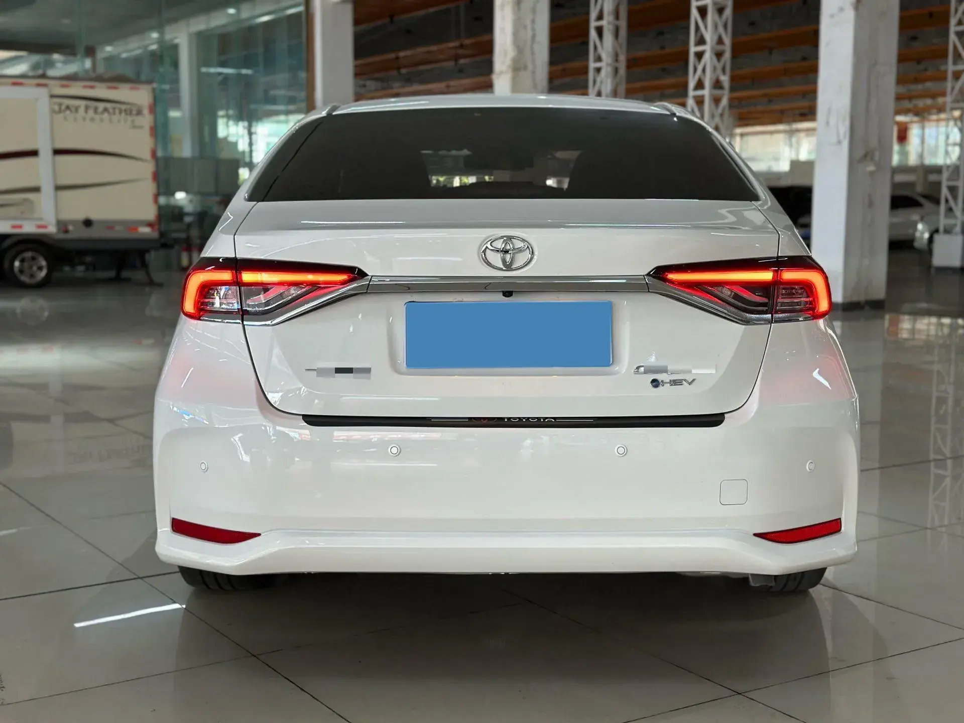 2024 TOYOTA COROLLA thumbnail 3