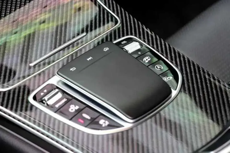 2021 Mercedes-Benz C AMG 4.0T 476HP V8 9AT,autocango,china used car exporter,china ev exporter,chinese used car exporter,chinese used ev exporter