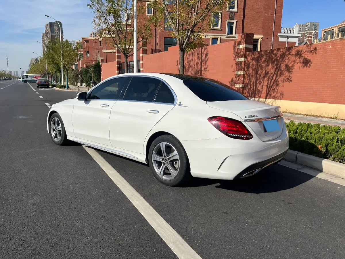 2020 Mercedes-Benz C Class 1.5T 184HP L4 9AT,autocango,china used car exporter,china ev exporter,chinese used car exporter,chinese used ev exporter