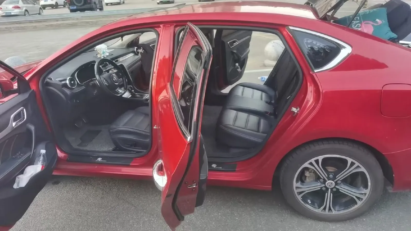 2017 MG MG6 1.5T 169HP L4 7DCT,autocango,china used car exporter,china ev exporter,chinese used car exporter,chinese used ev exporter