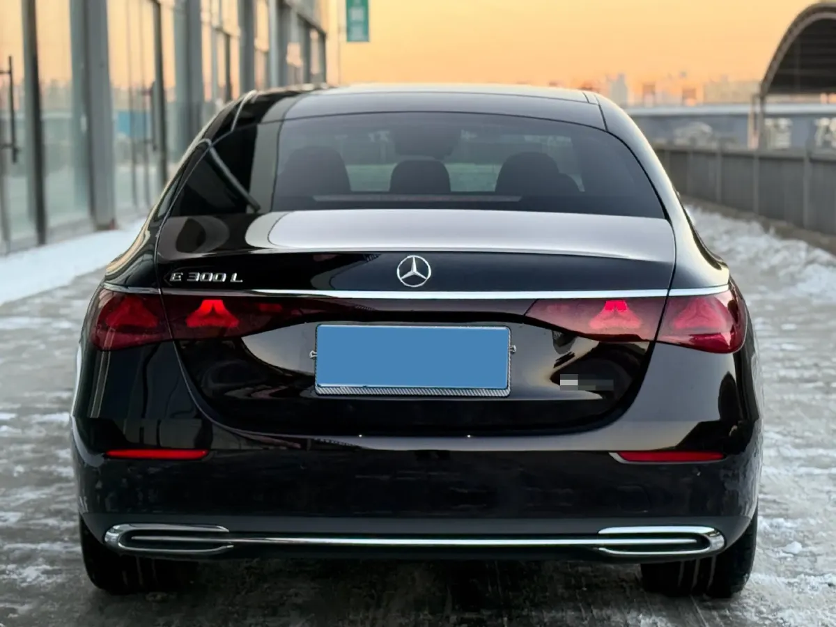 2025 Mercedes-Benz E Class 2.0T 258HP L4 9AT,autocango,china used car exporter,china ev exporter,chinese used car exporter,chinese used ev exporter