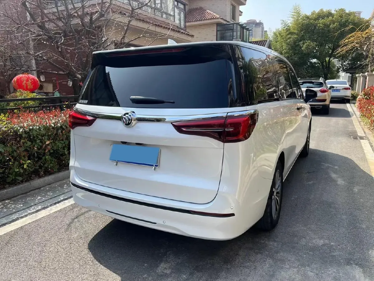 2021 Buick GL8 2.0T 237HP L4 9AT,autocango,china used car exporter,china ev exporter,chinese used car exporter,chinese used ev exporter