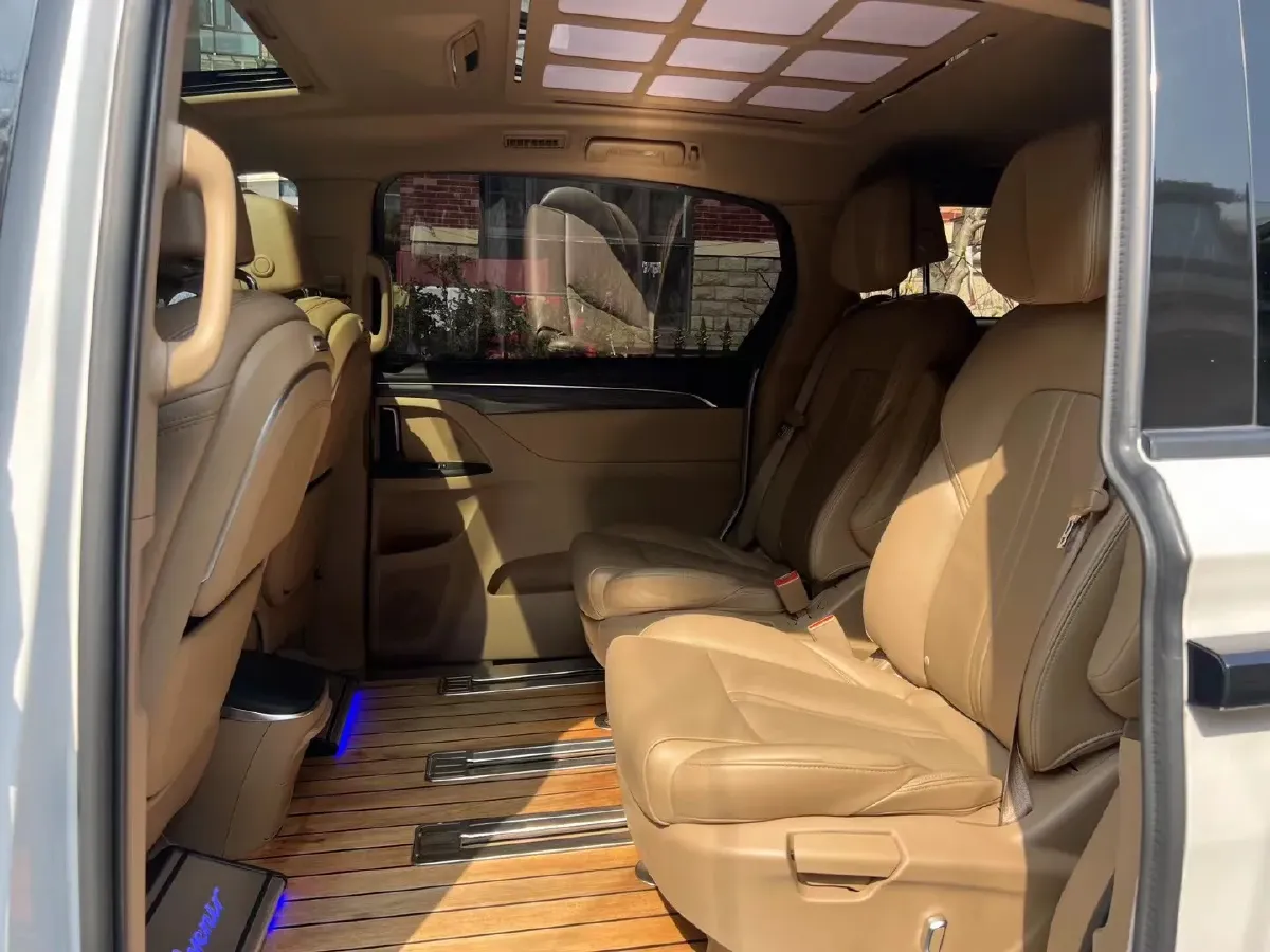 2021 Buick GL8 2.0T 237HP L4 9AT,autocango,china used car exporter,china ev exporter,chinese used car exporter,chinese used ev exporter