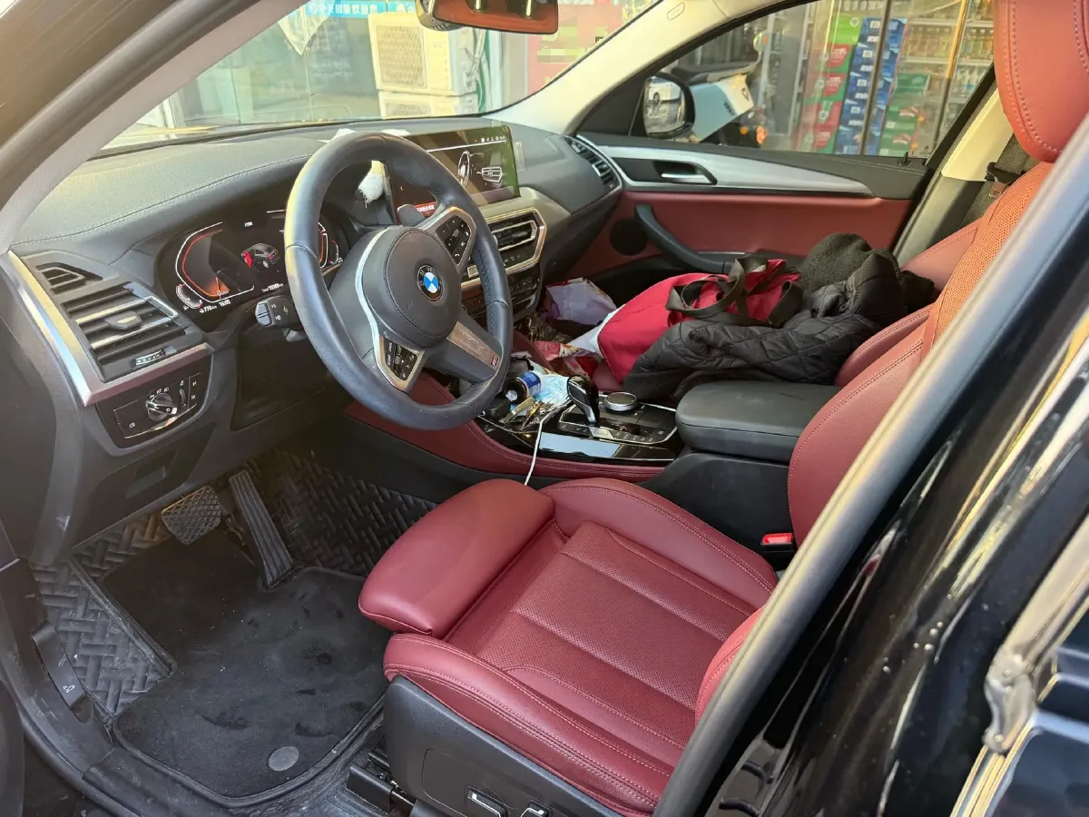 2022 BMW X4 2.0T 245HP L4 8AT,autocango,china used car exporter,china ev exporter,chinese used car exporter,chinese used ev exporter