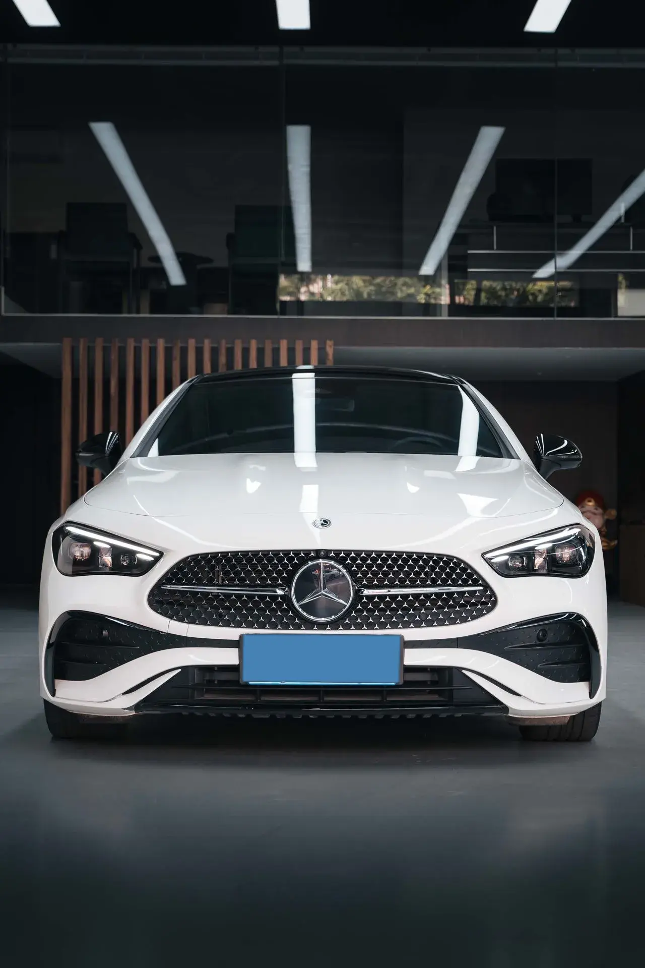 2024 MERCEDES-BENZ CLE thumbnail 2