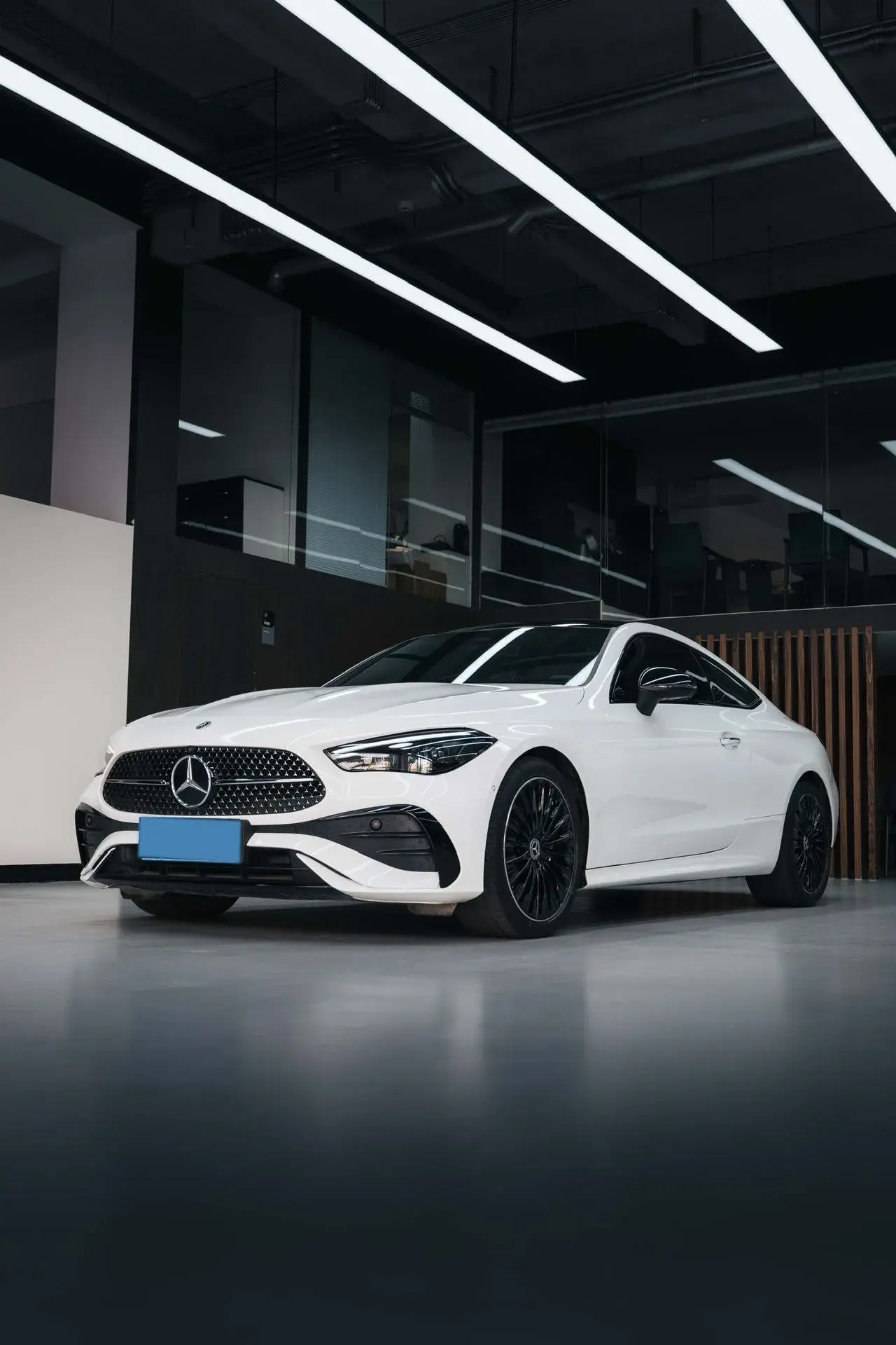 2024 MERCEDES-BENZ CLE view 1