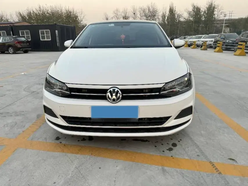 2019 VOLKSWAGEN POLO thumbnail 2