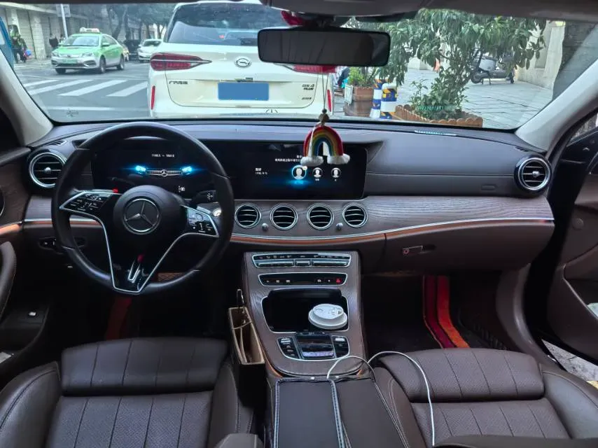 2022 Mercedes-Benz E Class 2.0T 197HP L4 9AT,autocango,china used car exporter,china ev exporter,chinese used car exporter,chinese used ev exporter