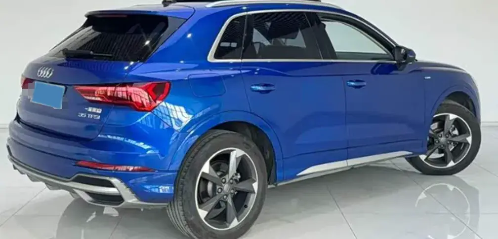 2022 AUDI Q3 thumbnail 4