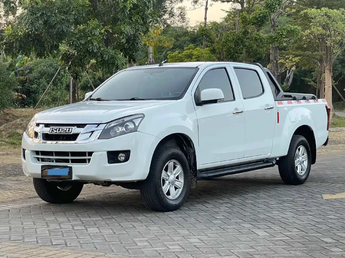 2020 Isuzu LingTuo 2.5T 150HP L4 6MT