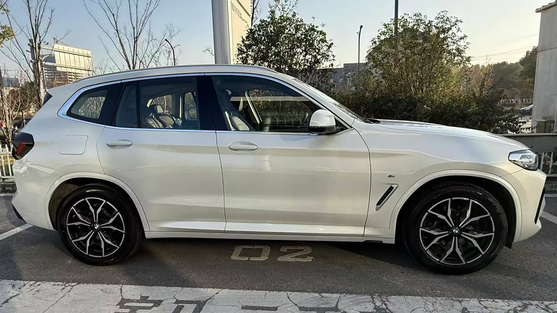 2022 BMW X3 thumbnail 3