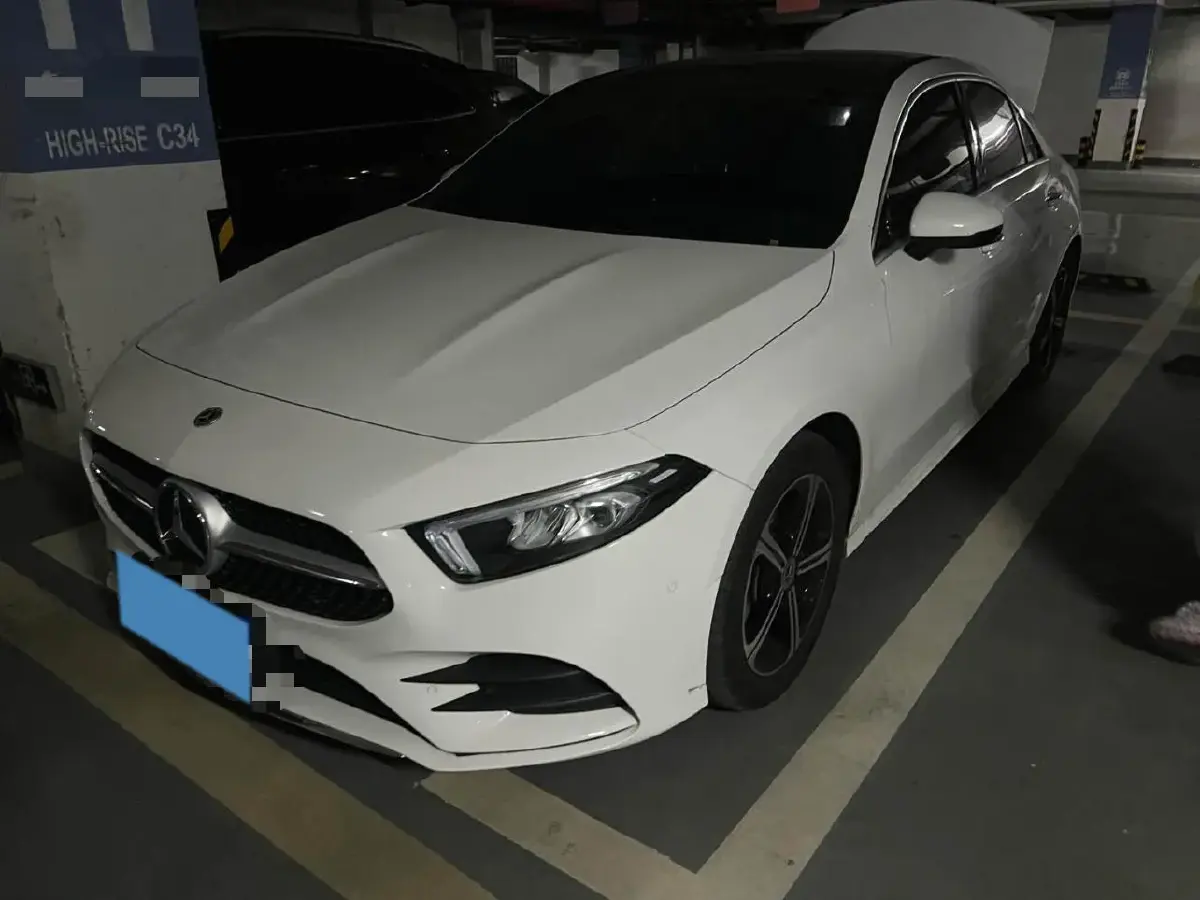 2022 Mercedes-Benz A Class 1.3T 163HP L4 7DCT