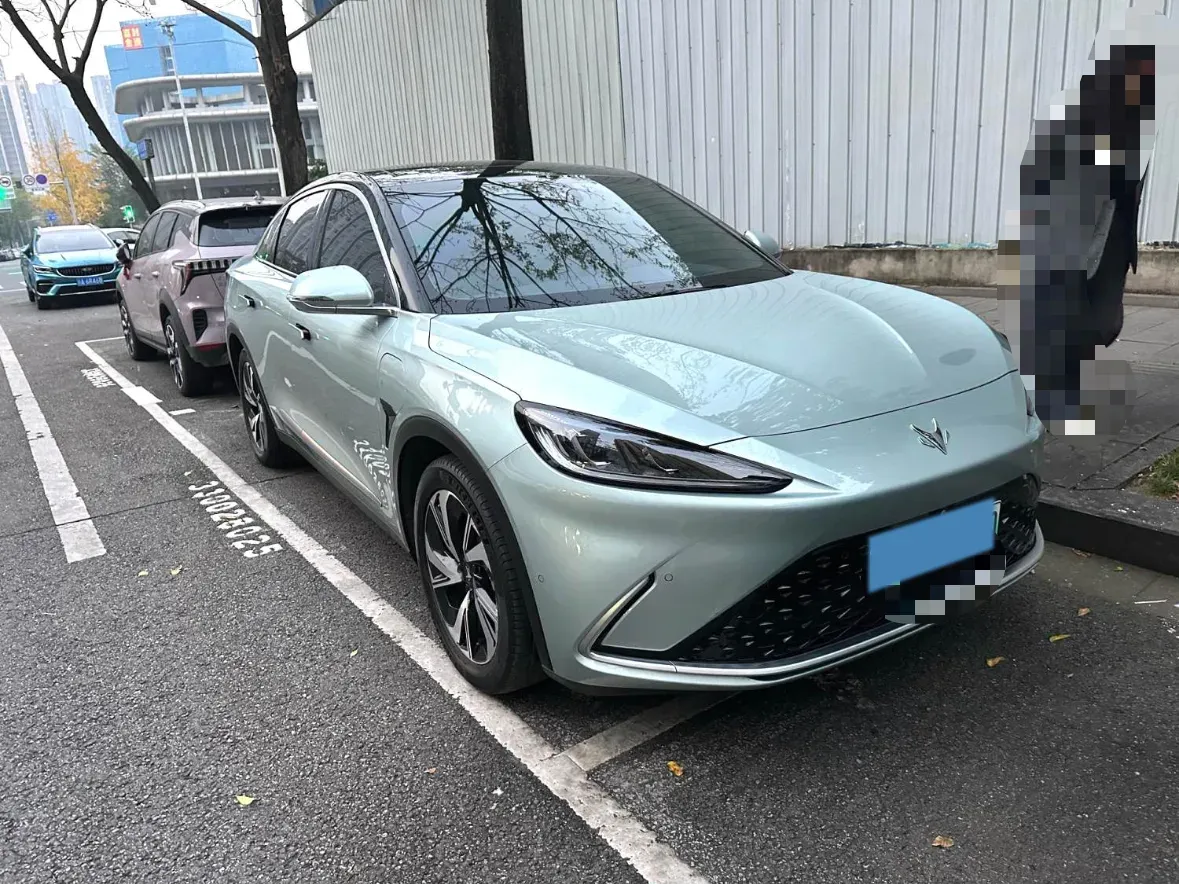2022 ARCFOX αS BEV 93.6KWH,autocango,china used car exporter,china ev exporter,chinese used car exporter,chinese used ev exporter