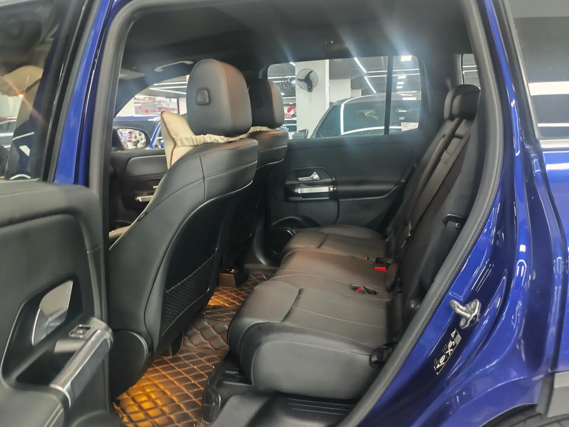 2020 MERCEDES-BENZ GLB thumbnail 3