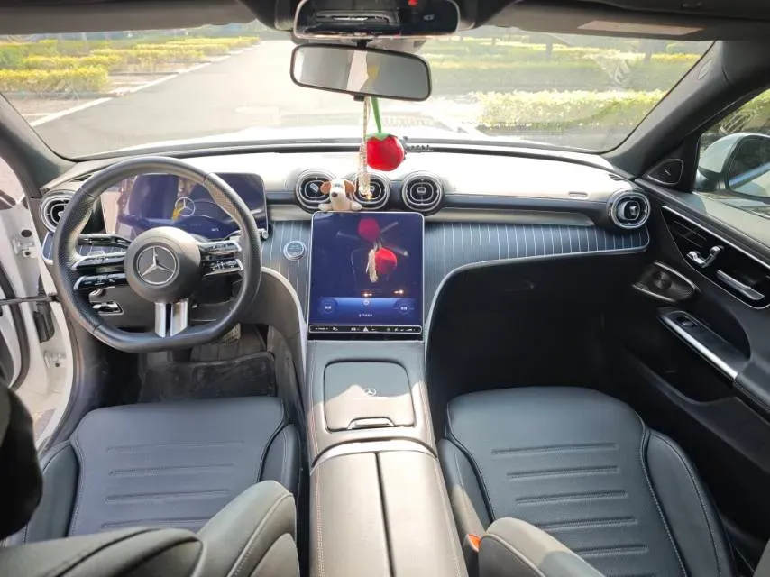 2024 Mercedes-Benz C Class 1.5T 204HP L4 9AT,autocango,china used car exporter,china ev exporter,chinese used car exporter,chinese used ev exporter
