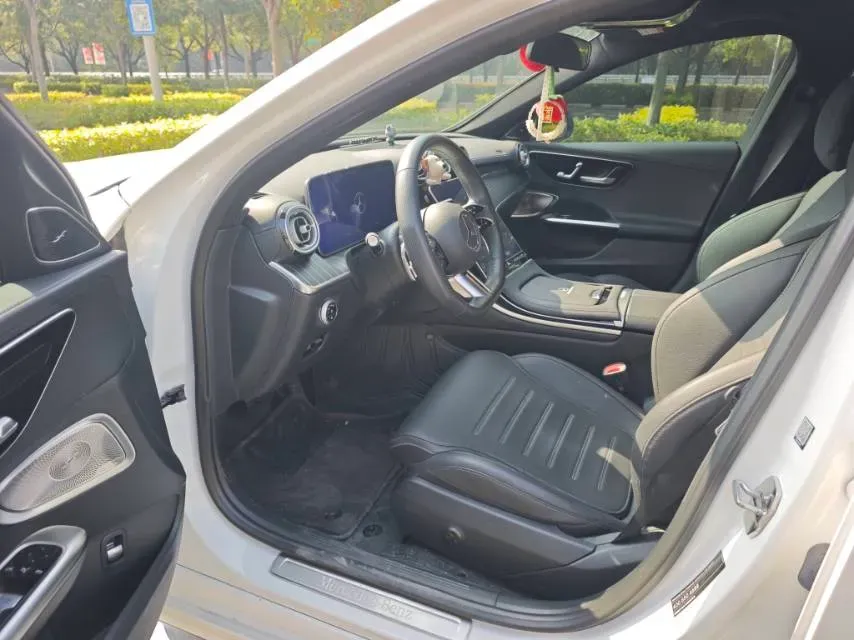 2024 Mercedes-Benz C Class 1.5T 204HP L4 9AT,autocango,china used car exporter,china ev exporter,chinese used car exporter,chinese used ev exporter