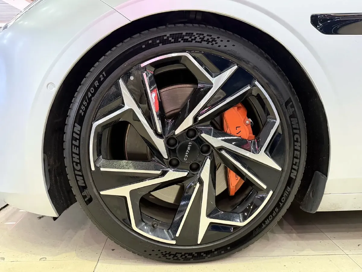 2025 LYNK&CO Z10 BEV 95KWH,autocango,china used car exporter,china ev exporter,chinese used car exporter,chinese used ev exporter