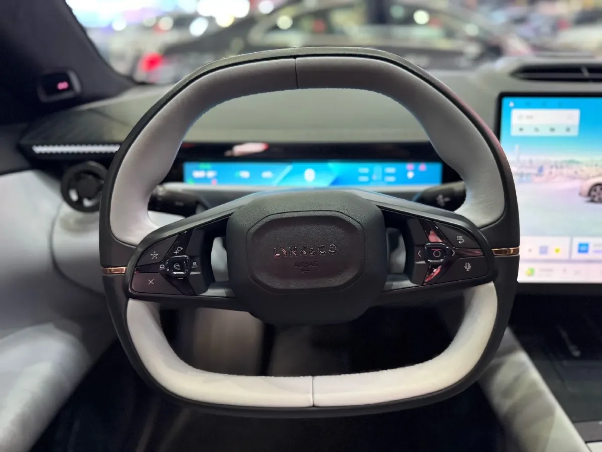 2025 LYNK&CO Z10 BEV 95KWH,autocango,china used car exporter,china ev exporter,chinese used car exporter,chinese used ev exporter