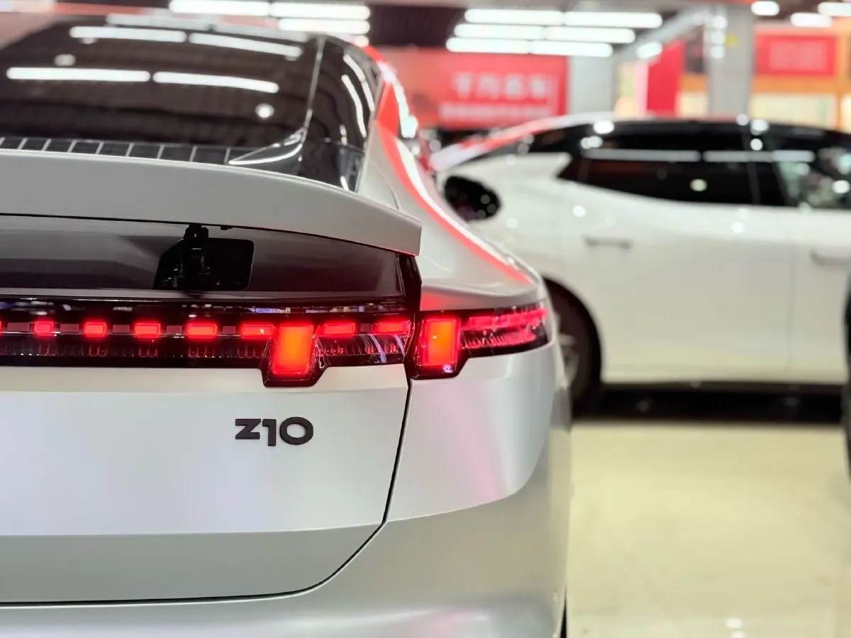 2025 LYNK&CO Z10 BEV 95KWH,autocango,china used car exporter,china ev exporter,chinese used car exporter,chinese used ev exporter