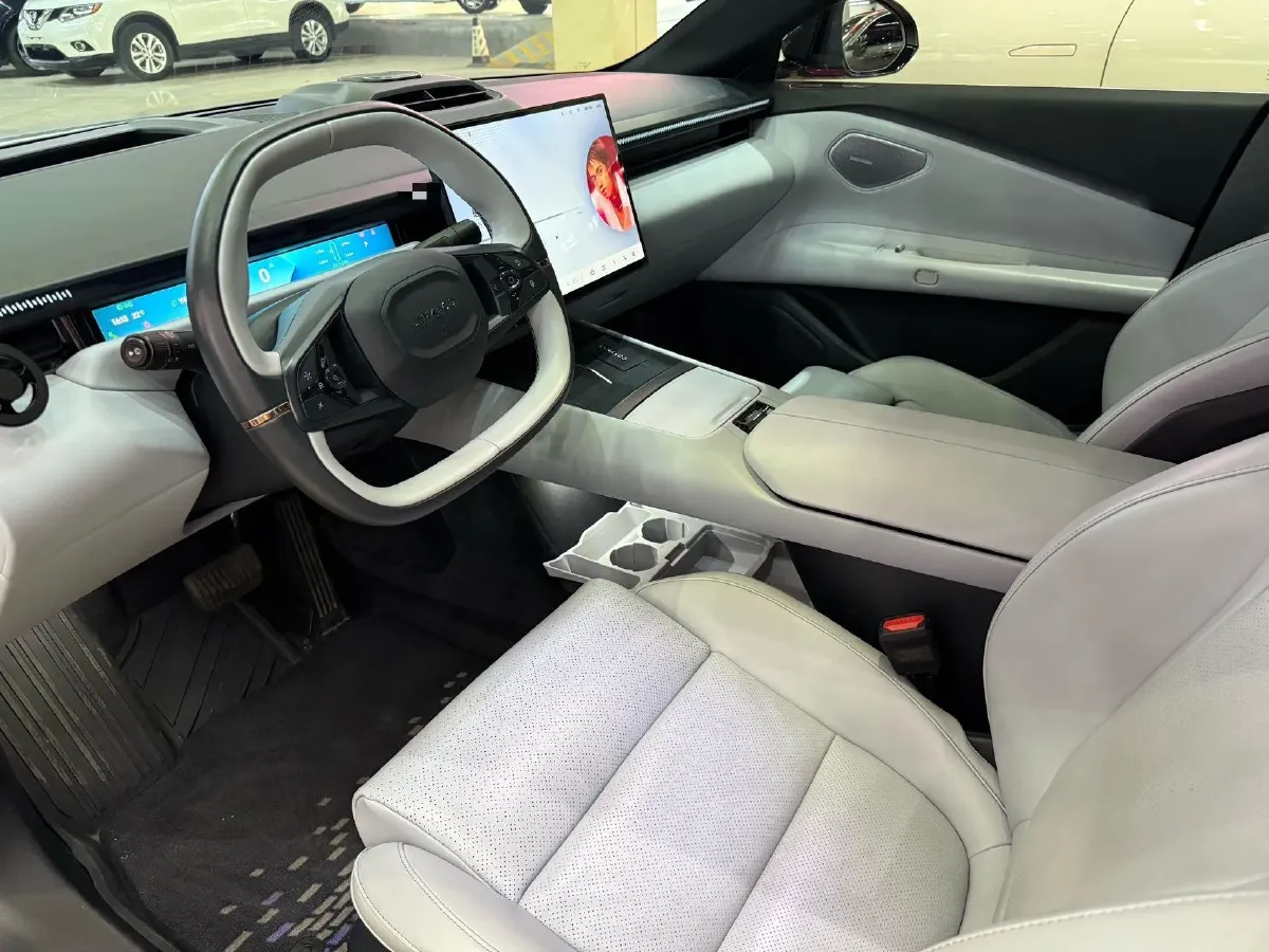 2025 LYNK&CO Z10 BEV 95KWH,autocango,china used car exporter,china ev exporter,chinese used car exporter,chinese used ev exporter