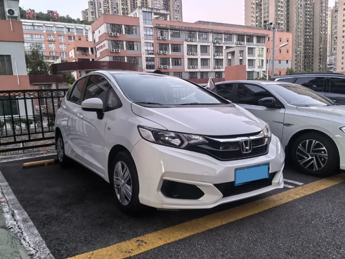 2020 Honda Fit 1.5L 131HP L4 CVT,autocango,china used car exporter,china ev exporter,chinese used car exporter,chinese used ev exporter