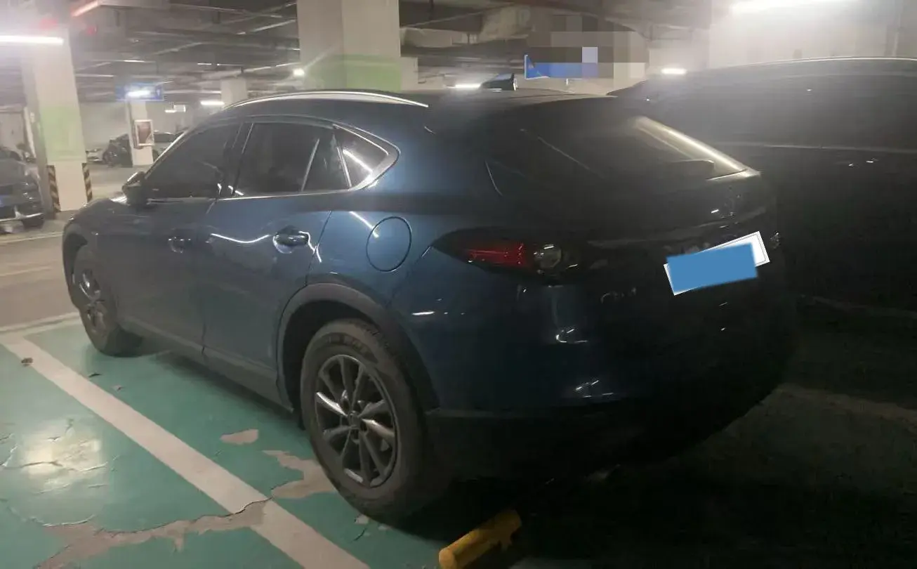 2020 MAZDA CX-4 thumbnail 2