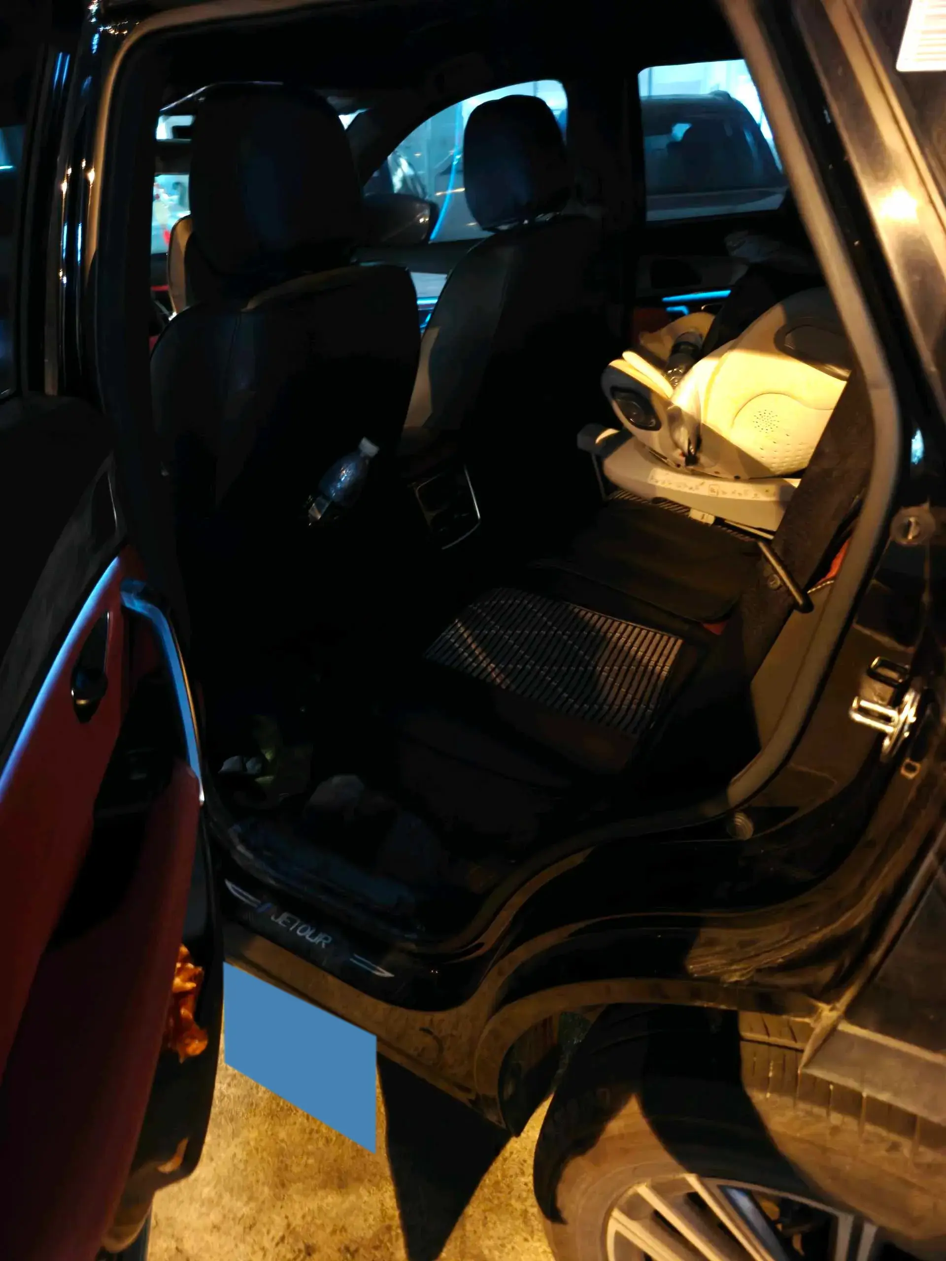 2023 JETOUR X70 thumbnail 3