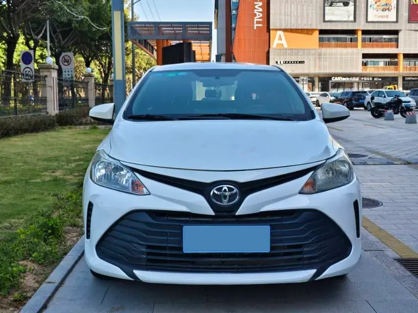 2017 TOYOTA VIOS thumbnail 3