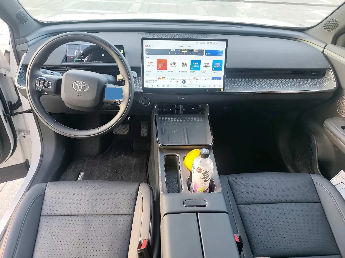 2025 Toyota BZ3X BEV 58.37KWH,autocango,china used car exporter,china ev exporter,chinese used car exporter,chinese used ev exporter