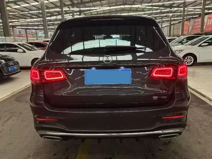 2021 Mercedes-Benz GLC Class 2.0T 197HP L4 9AT,autocango,china used car exporter,china ev exporter,chinese used car exporter,chinese used ev exporter