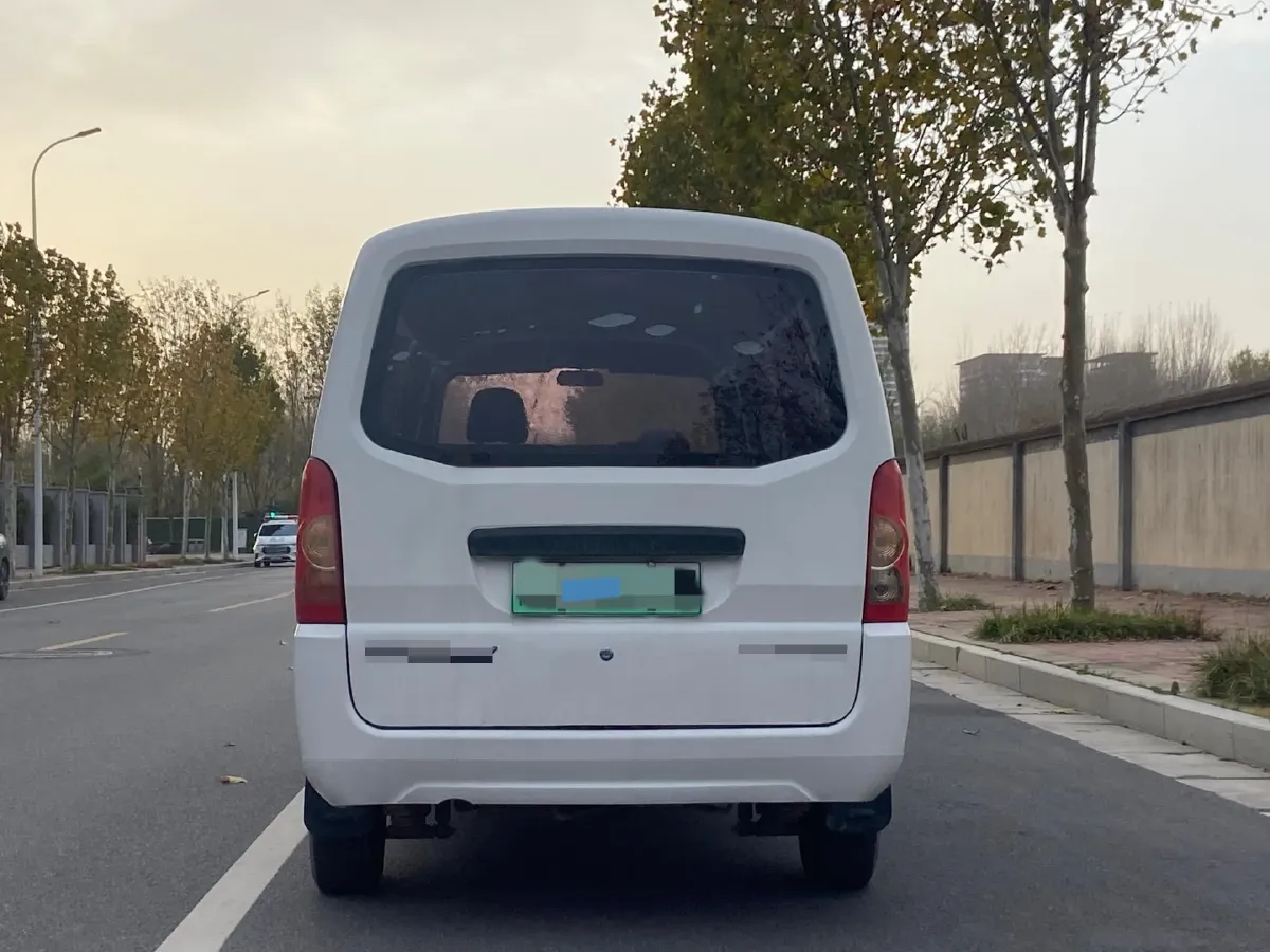 2020 WuLing RongGuang EV BEV 41.6KWH,autocango,china used car exporter,china ev exporter,chinese used car exporter,chinese used ev exporter
