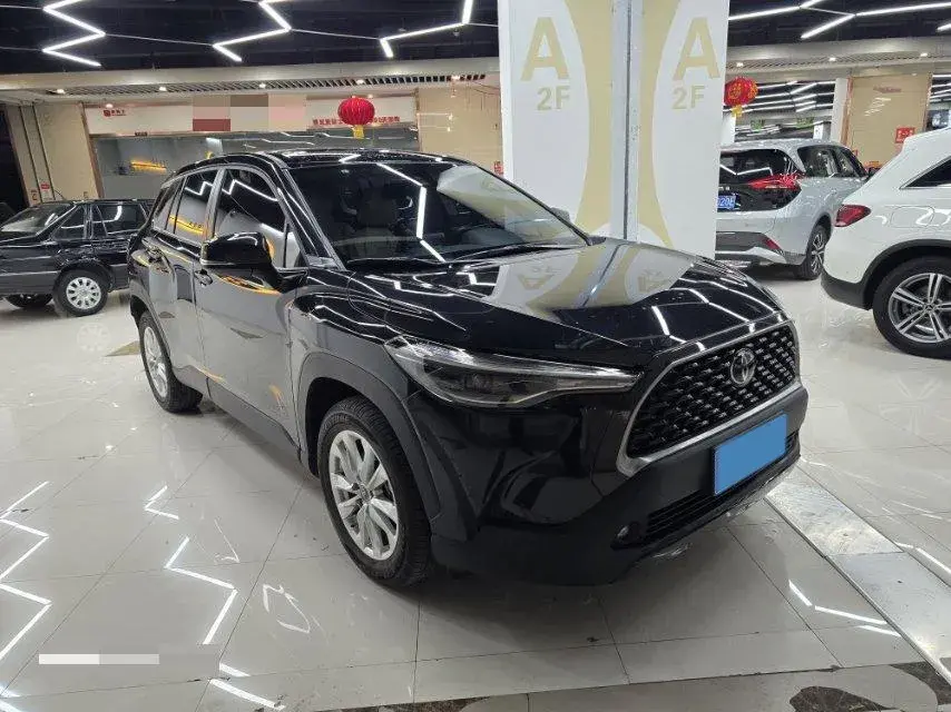 2022 TOYOTA COROLLA thumbnail 2