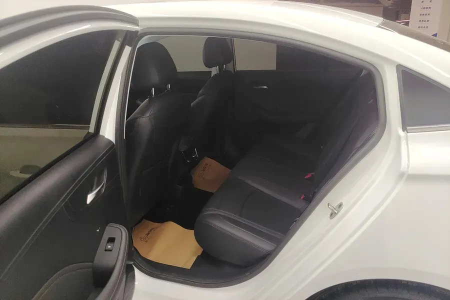 2023 MG 5 1.5L 129HP L4 CVT,autocango,china used car exporter,china ev exporter,chinese used car exporter,chinese used ev exporter