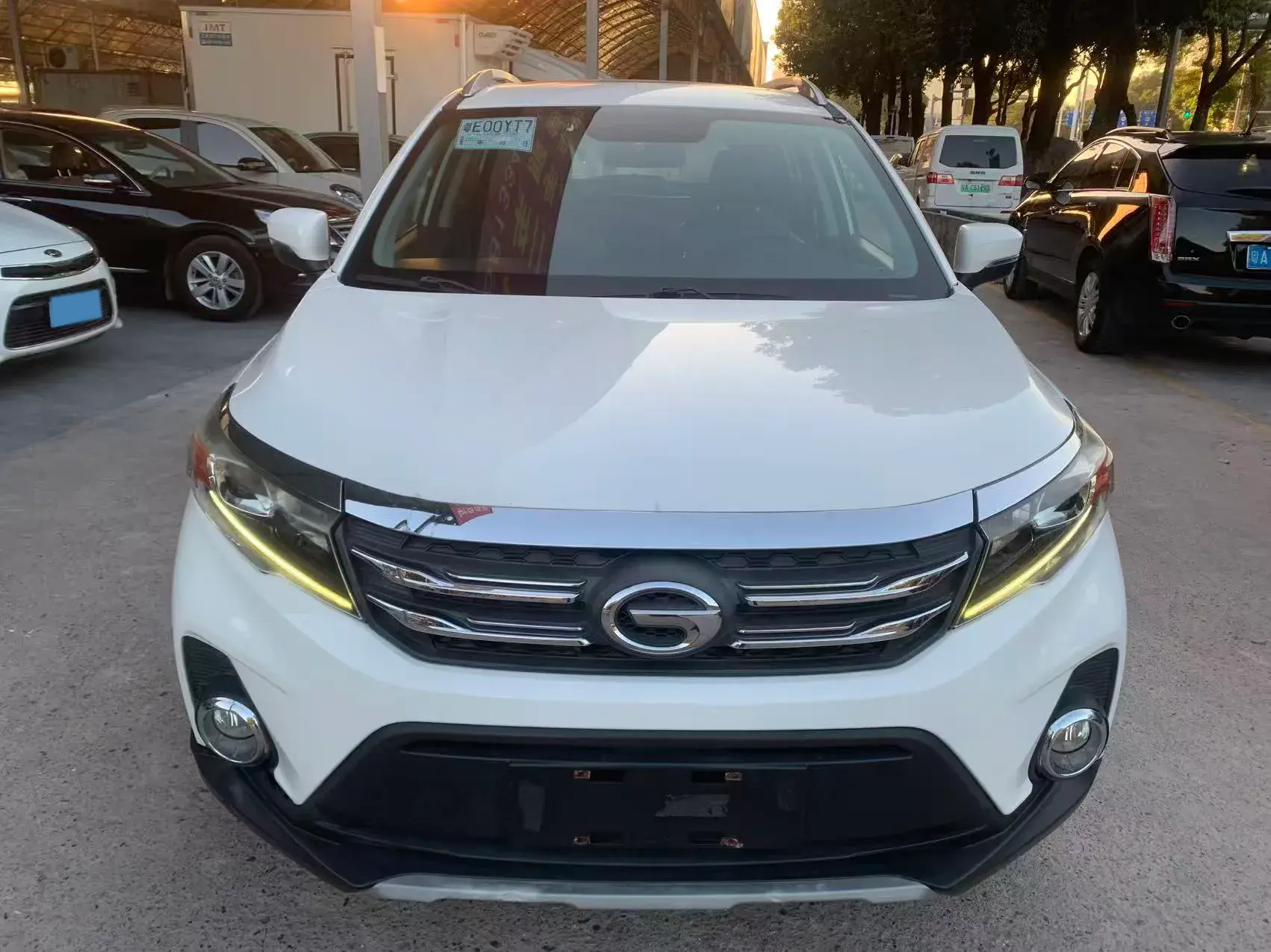 2017 GAC TRUMPCHI thumbnail 3