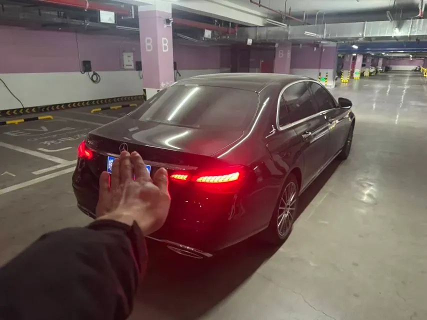 2021 Mercedes-Benz E Class 2.0T 197HP L4 9AT,autocango,china used car exporter,china ev exporter,chinese used car exporter,chinese used ev exporter