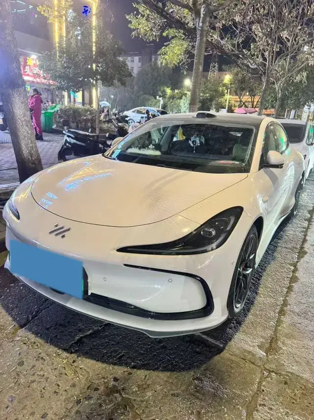 2024 IM L6 BEV 75KWH