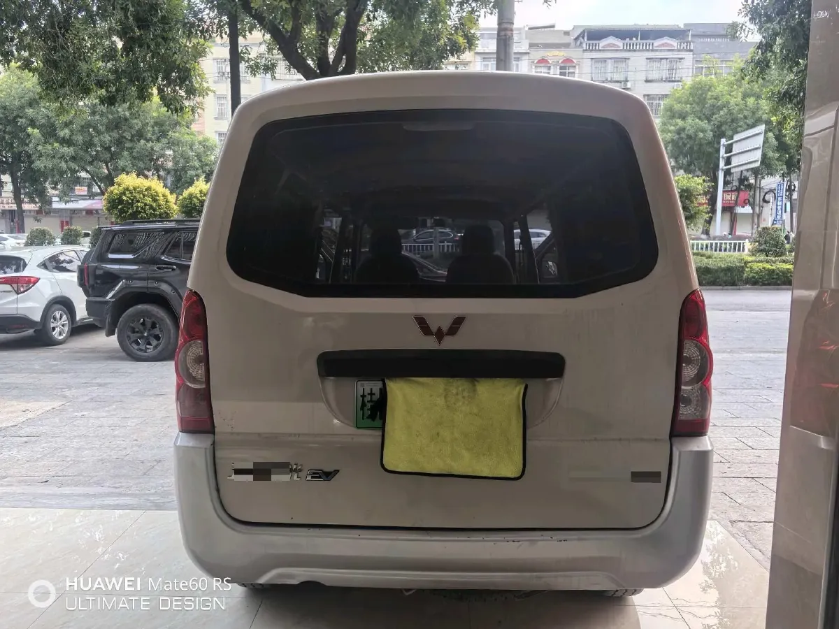 2022 WuLing RongGuang EV BEV 41.6KWH,autocango,china used car exporter,china ev exporter,chinese used car exporter,chinese used ev exporter