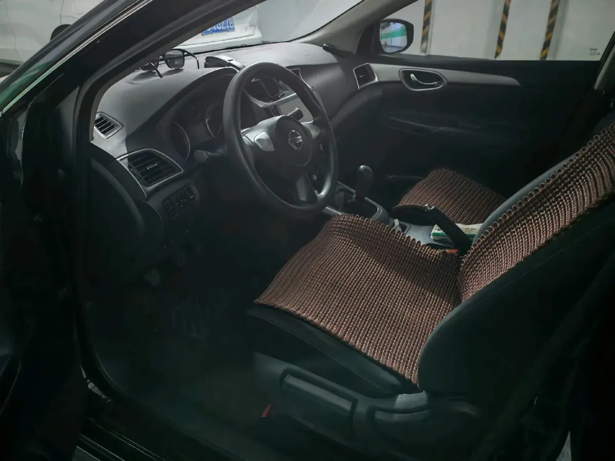 2021 Nissan Sylphy 1.6L 122HP L4 5MT,autocango,china used car exporter,china ev exporter,chinese used car exporter,chinese used ev exporter