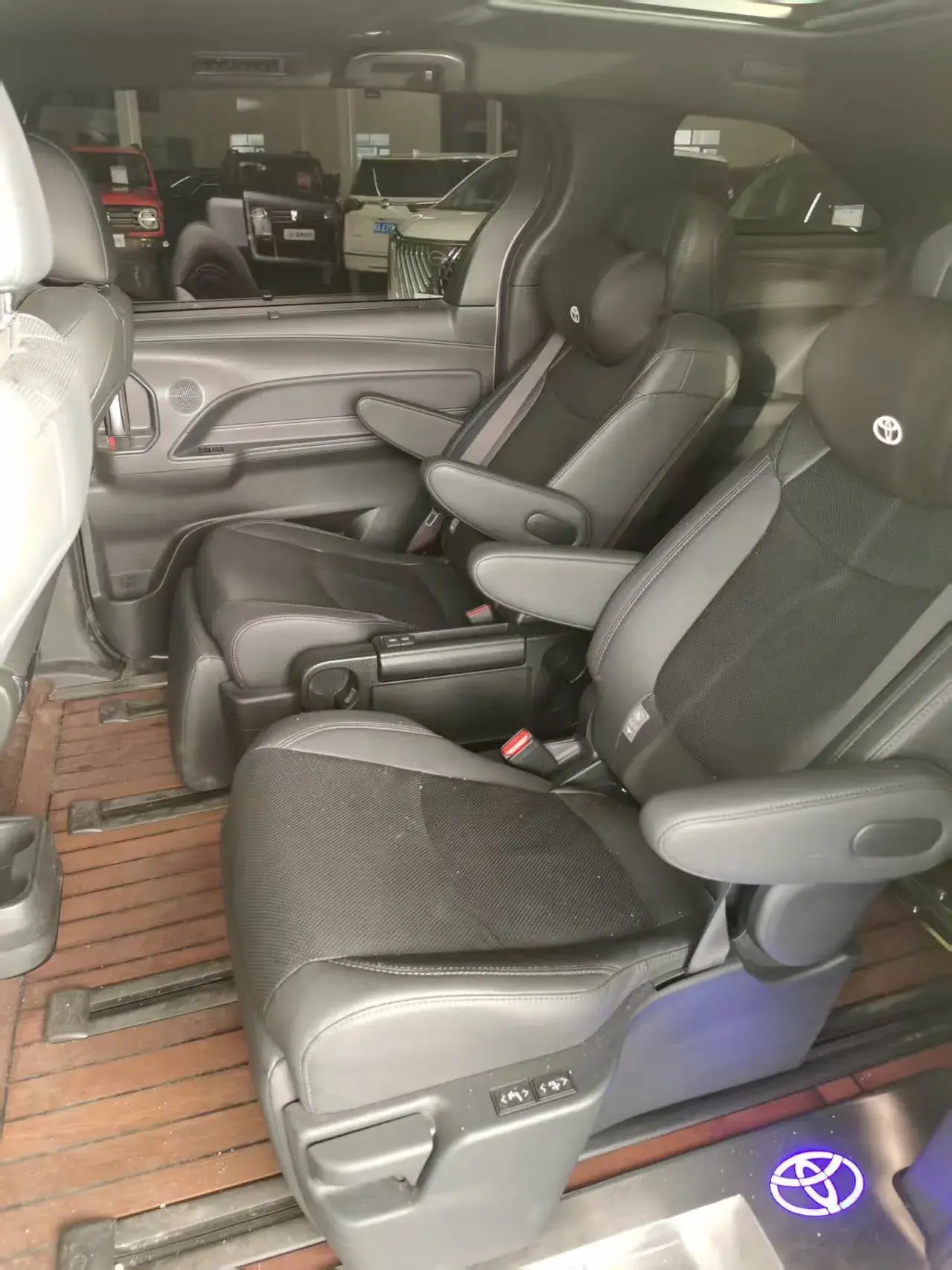 2021 TOYOTA SIENNA thumbnail 2