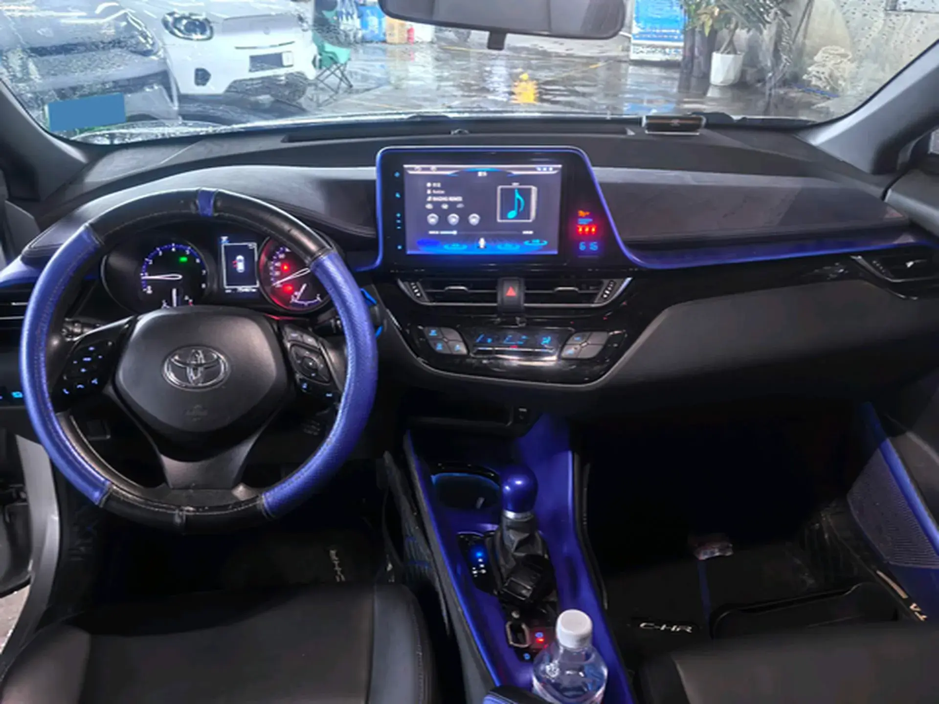 2020 TOYOTA C-HR thumbnail 3