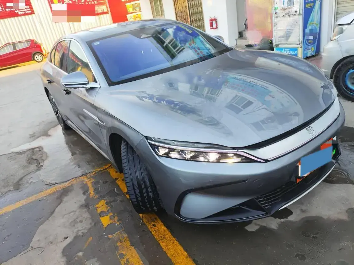 2023 BYD HAN thumbnail 2