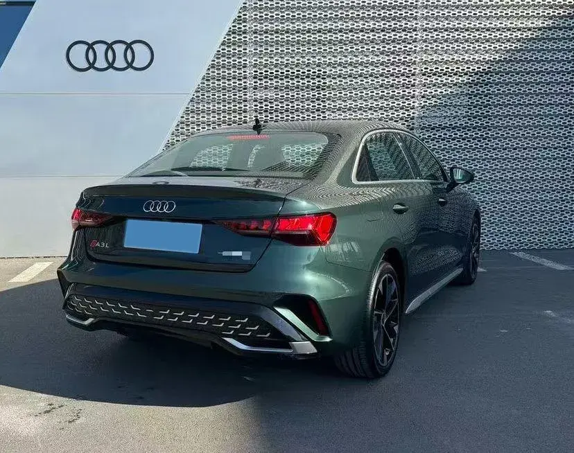 2025 AUDI A3 thumbnail 2