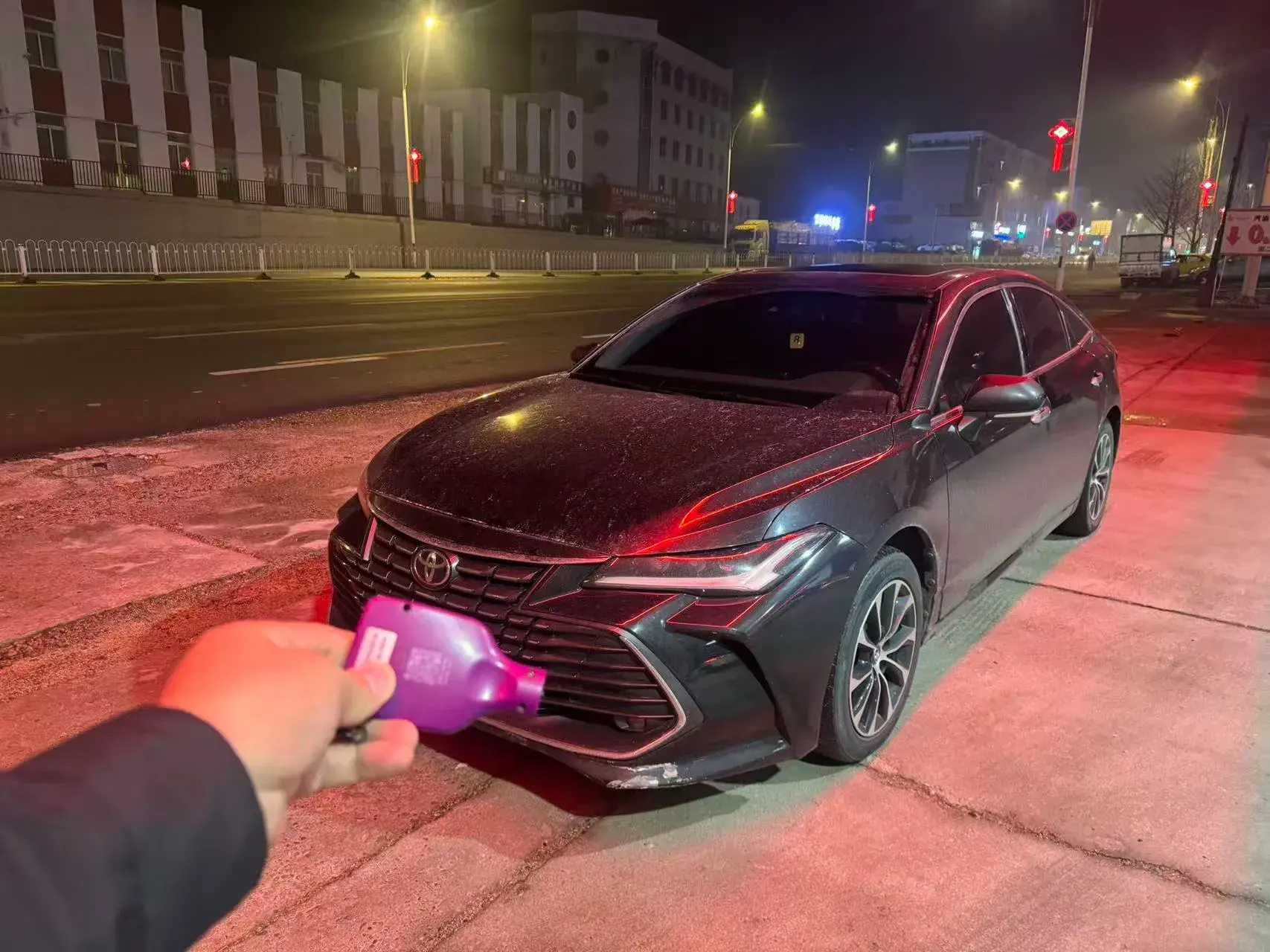 2023 TOYOTA AVALON view 1