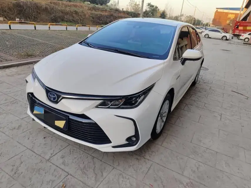 2021 Toyota Corolla 1.8L 98HP L4 E-CVT Hybrid