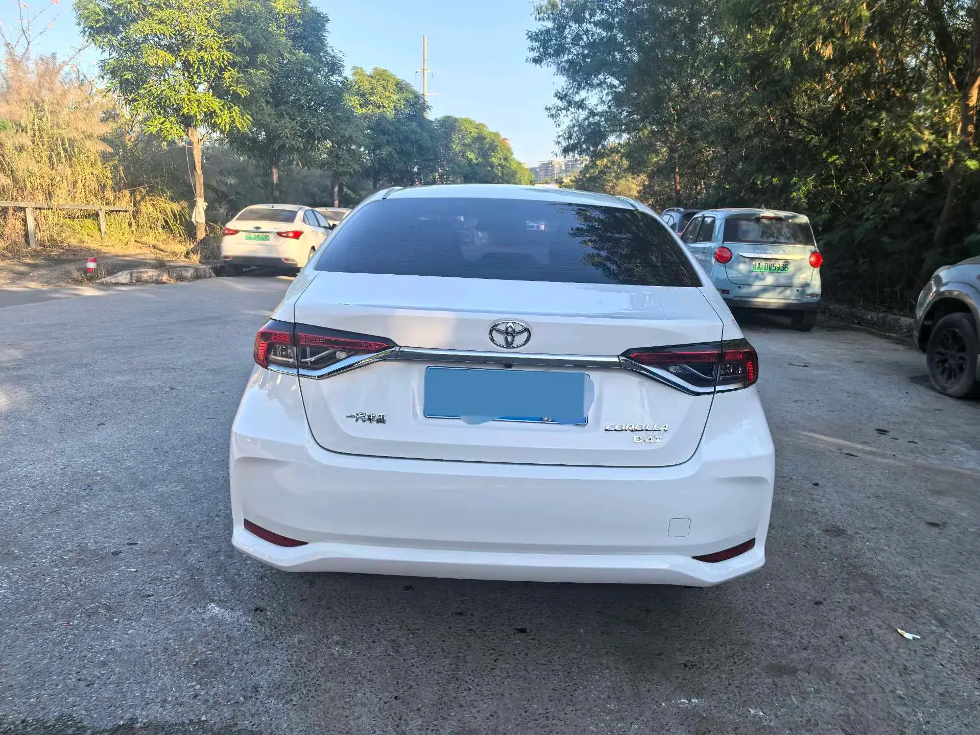 2021 TOYOTA COROLLA thumbnail 4