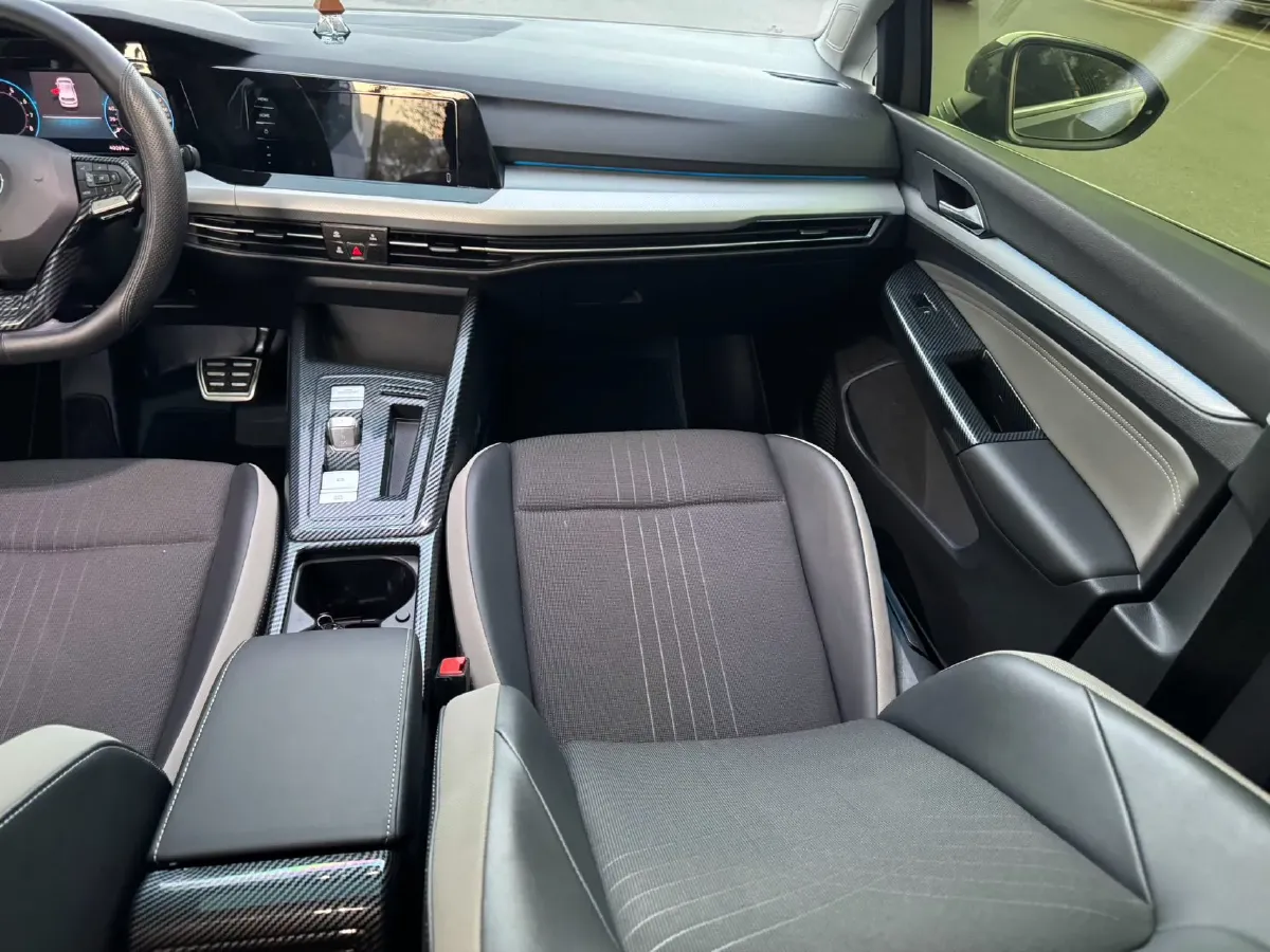 2021 Volkswagen Golf 1.2T 116HP L4 7DCT,autocango,china used car exporter,china ev exporter,chinese used car exporter,chinese used ev exporter