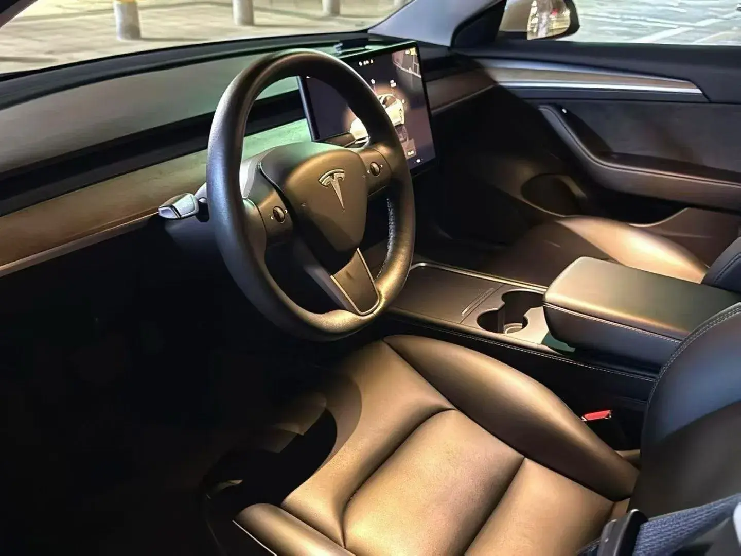 2022 TESLA MODEL thumbnail 4