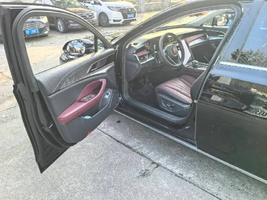 2024 HONGQI H5 thumbnail 4