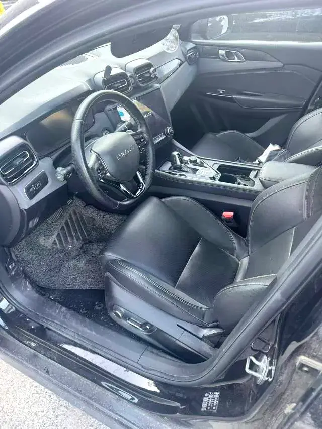 2021 LYNK&CO 03 thumbnail 2